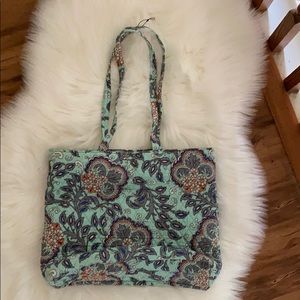 Vera Bradley tote